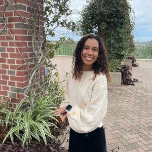 Meet your Posher, Natalie